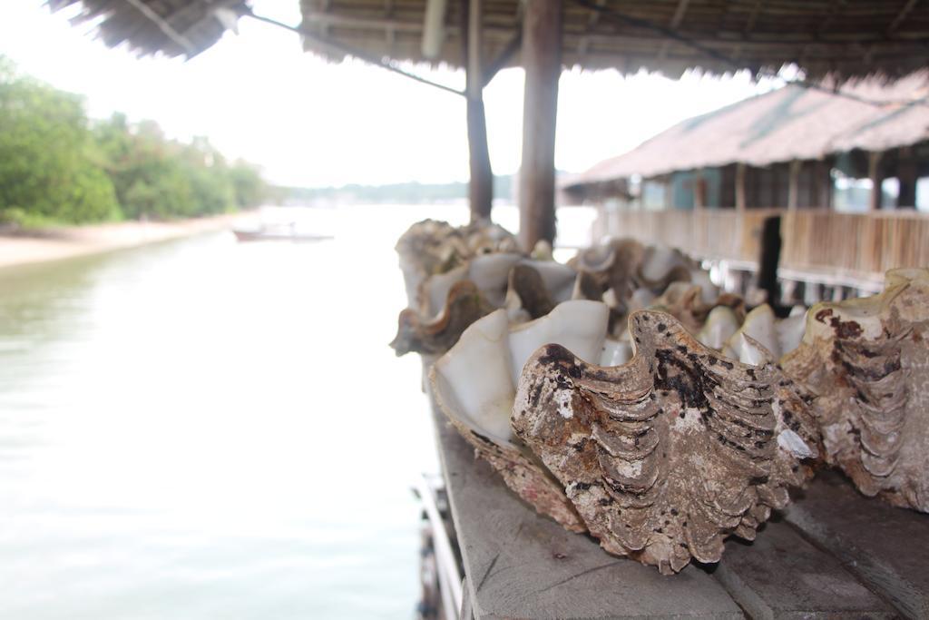 Bintan Laguna Restaurant And Resort 텔루크바카우 외부 사진