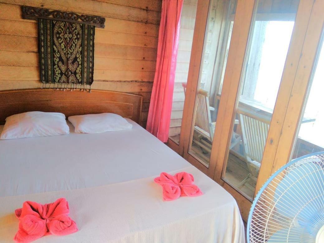 Bintan Laguna Restaurant And Resort 텔루크바카우 외부 사진